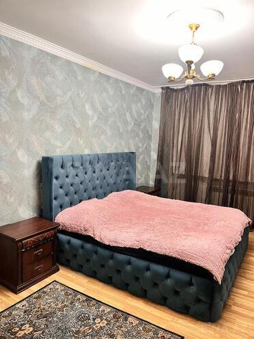 Продаётся 3-комн. вторичка 80 м², м. Элмляр Академиясы, photo 10 from 24