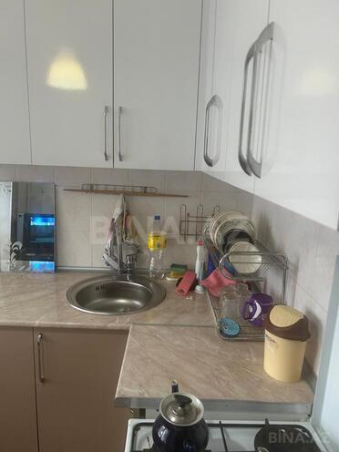 Satılır 2 otaqlı köhnə tikili 56 m², photo 1 from 11