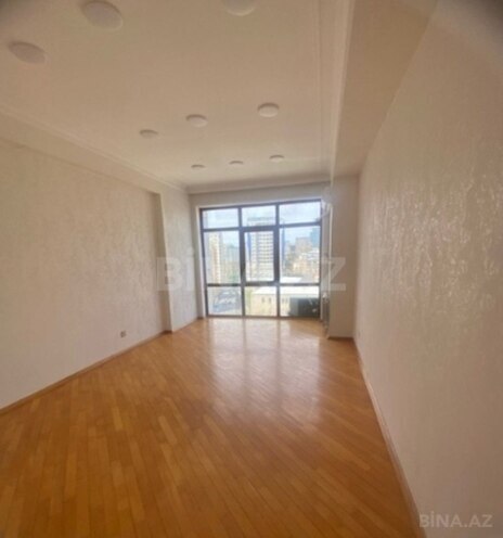 Продаётся 3-комн. новостройка 140 м², м. 28 мая, photo 1 from 10