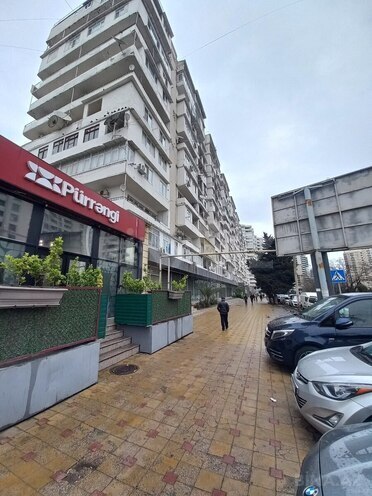 Satılır 2 otaqlı köhnə tikili 70 m², Yasamal r., photo 1 from 20