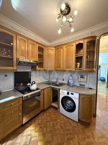 Продаётся 3-комн. вторичка 100 м², м. 8 ноября, photo 16 from 23