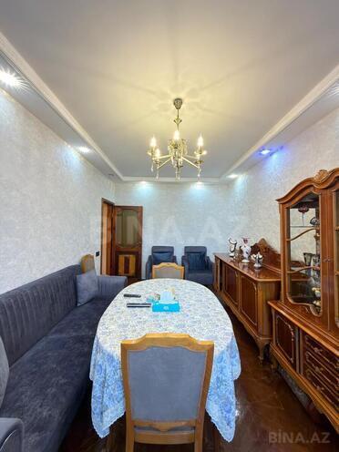 Satılır 2 otaqlı köhnə tikili 65 m², Bakıxanov q., photo 1 from 11