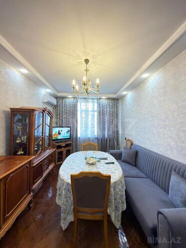 Satılır 2 otaqlı köhnə tikili 65 m², Bakıxanov q., photo 3 from 11