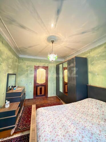 Satılır 2 otaqlı köhnə tikili 65 m², Bakıxanov q., photo 5 from 11