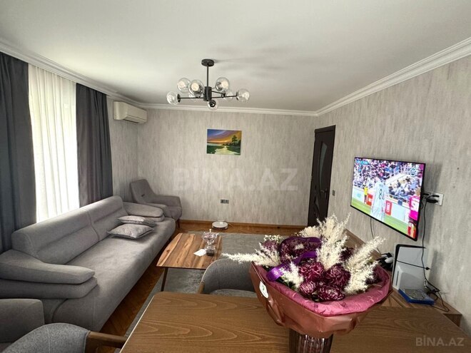 Продаётся 2-комн. вторичка 70 м², м. Иншаатчылар, photo 3 from 12