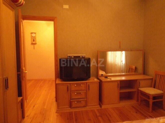 İcarəyə verilir 6 otaqlı həyət evi/bağ evi 500 m², Mərdəkan q., photo 18 from 32