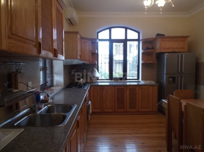 İcarəyə verilir 6 otaqlı həyət evi/bağ evi 500 m², Mərdəkan q., photo 13 from 32
