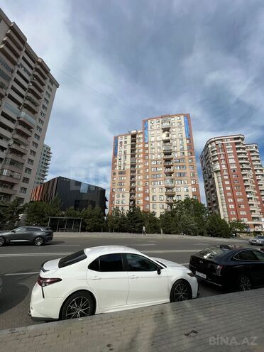 Продаётся 4-комн. новостройка 181 м², м. Низами, photo 9 from 18