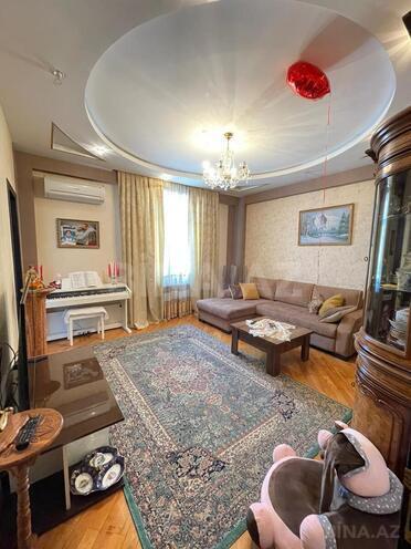 Сдаётся 3-комн. новостройка 70 м², м. Иншаатчылар, photo 1 from 11