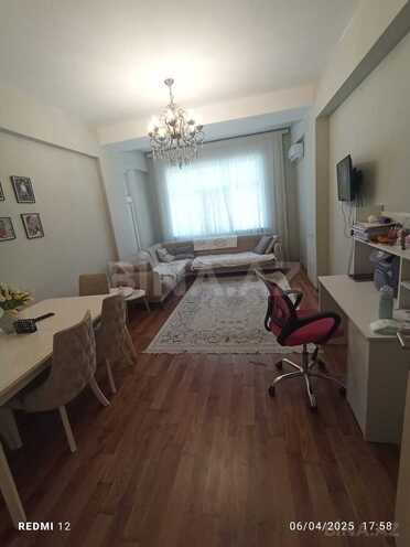 Продаётся 2-комн. новостройка 76 м², м. Ази Асланов, photo 1 from 12