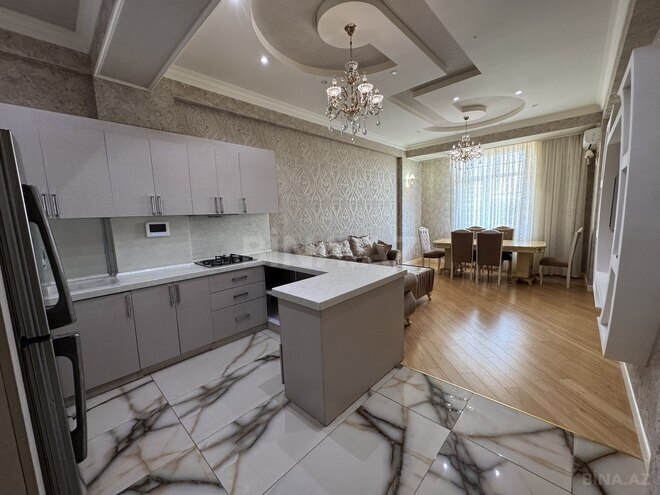 Сдаётся 3-комн. новостройка 120 м², м. Нариман Нариманов, photo 14 from 24