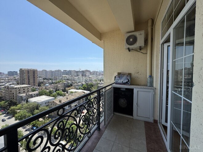 Сдаётся 3-комн. новостройка 120 м², м. Нариман Нариманов, photo 18 from 24