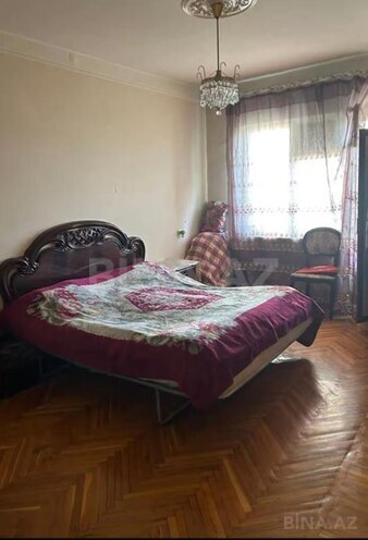 Продаётся 3-комн. вторичка 80 м², Бинагадинский р., photo 3 from 9
