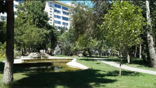 Продаётся 3-комн. вторичка 80 м², Бинагадинский р., photo 1 from 9