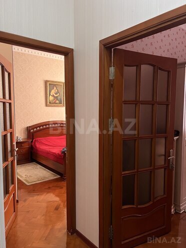 Продаётся 3-комн. вторичка 100 м², м. Ичеришехер, photo 18 from 25