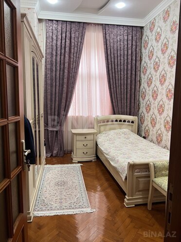 Продаётся 3-комн. вторичка 100 м², м. Ичеришехер, photo 17 from 25
