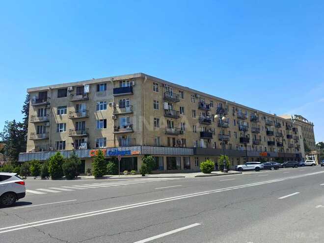 Satılır 1 otaqlı köhnə tikili 35 m², Elmlər Akademiyası m., photo 1 from 17