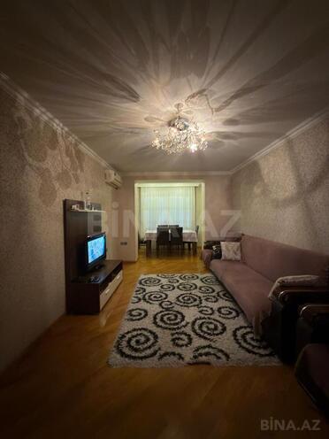 Satılır 3 otaqlı köhnə tikili 80 m², Nizami m., photo 1 from 10
