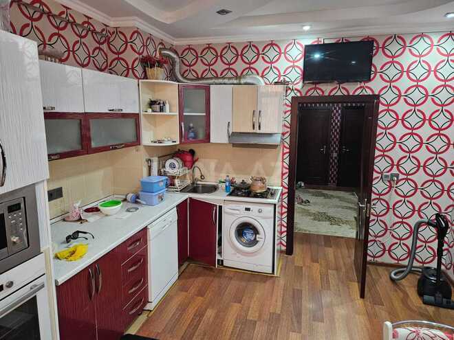 Сдаётся 3-комн. новостройка 110 м², Абшеронcкий  р., photo 1 from 9