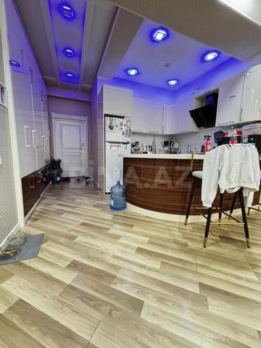 Продаётся 3-комн. новостройка 105 м², м. Нефтчиляр, photo 18 from 23