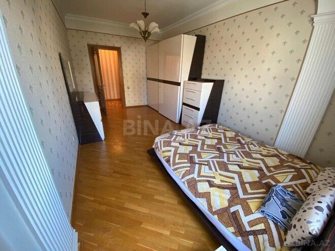 Сдаётся 3-комн. новостройка 170 м², м. Иншаатчылар, photo 1 from 22