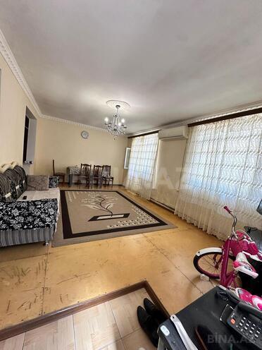 Satılır 3 otaqlı köhnə tikili 73 m², Əhmədli m., photo 1 from 13