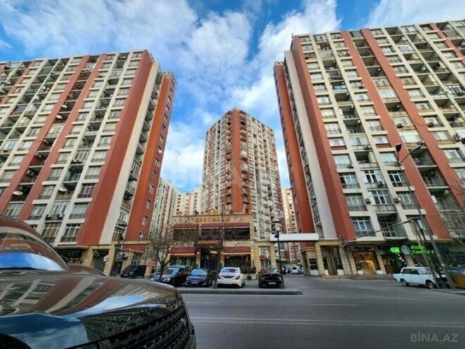 Сдаётся 3-комн. новостройка 124 м², м. Нариман Нариманов, photo 1 from 18