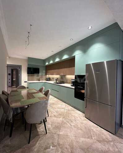 Сдаётся 2-комн. новостройка 80 м², м. 8 ноября, photo 8 from 18
