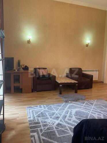 Сдаётся 2-комн. вторичка 65 м², м. Ичеришехер, photo 4 from 14