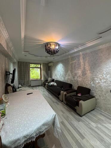 Продаётся 3-комн. вторичка 80 м², м. Кара Караев, photo 9 from 17