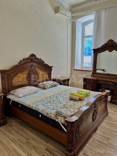 Продаётся 3-комн. вторичка 51 м², м. Сахил, photo 1 from 20