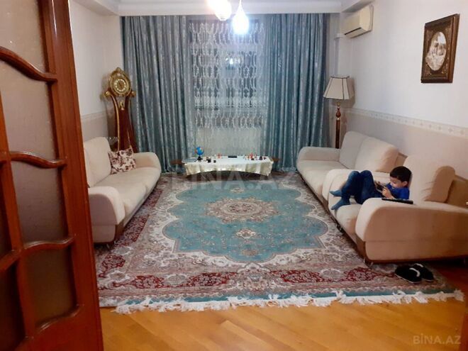 Сдаётся 3-комн. новостройка 145 м², м. Низами, photo 3 from 7