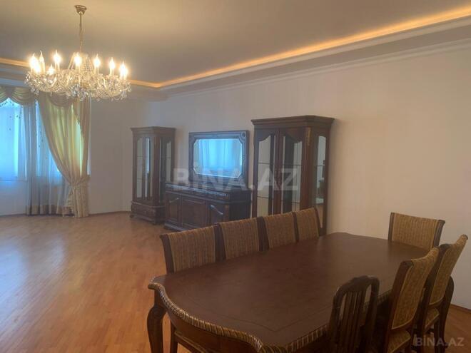 Сдаётся 3-комн. новостройка 140 м², м. Низами, photo 4 from 13