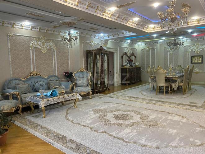Satılır 5 otaqlı yeni tikili 260 m², İnşaatçılar m., photo 1 from 18