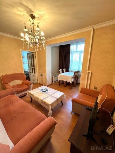 Satılır 2 otaqlı köhnə tikili 45 m², Nəsimi r., photo 1 from 10