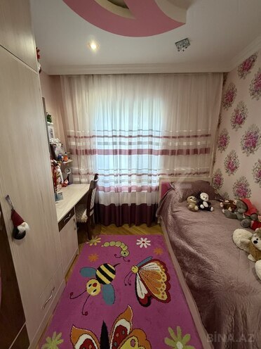 Продаётся 4-комн. вторичка 100 м², photo 9 from 26