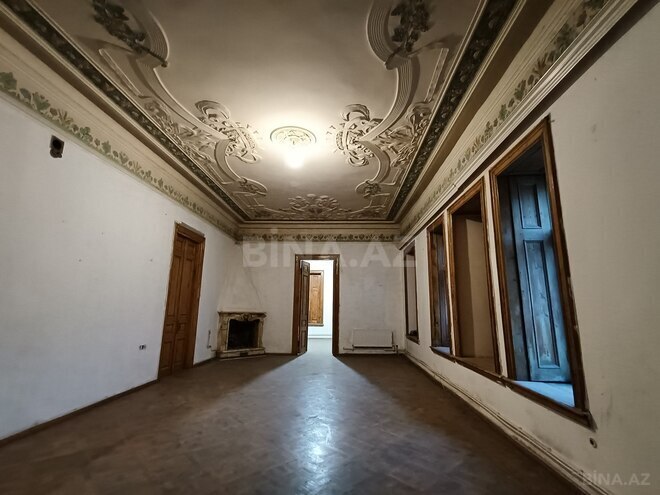 Сдаётся 10-комн. вторичка 414 м², м. Низами, photo 3 from 25