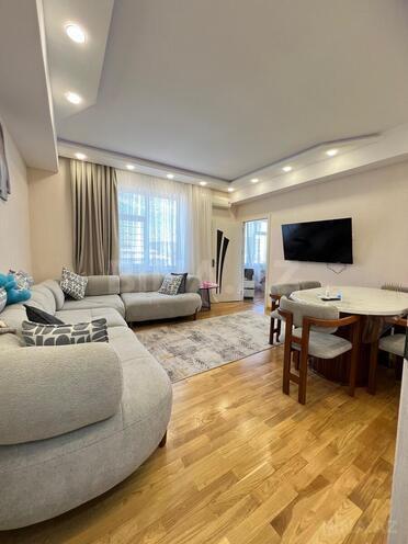 Satılır 3 otaqlı yeni tikili 85 m², İnşaatçılar m., photo 1 from 15