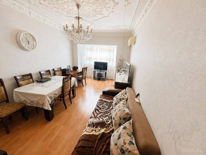 Продаётся 4-комн. вторичка 110 м², м. 20 января, photo 3 from 15