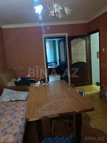 Продаётся 3-комн. вторичка 50 м², photo 1 from 16