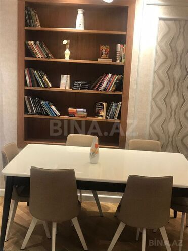 Сдаётся 3-комн. новостройка 106 м², м. 8 ноября, photo 9 from 32