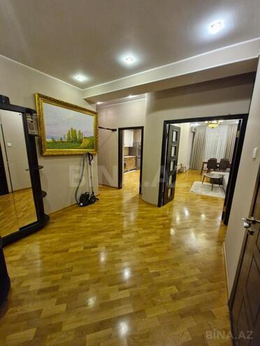 Сдаётся 3-комн. новостройка 86 м², Насиминский  р., photo 7 from 19