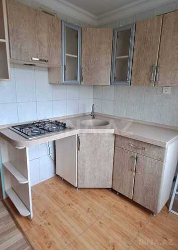Satılır 3 otaqlı köhnə tikili 70 m², photo 1 from 14