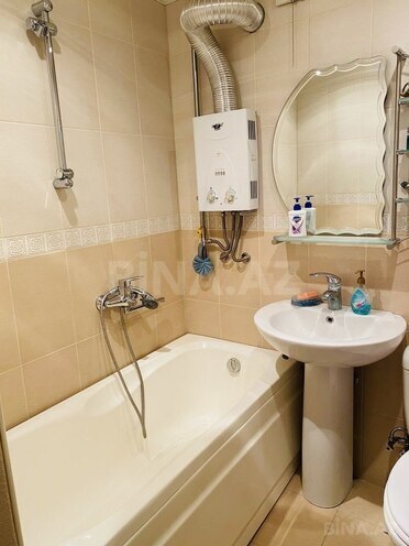 Продаётся 1-комн. вторичка 35 м², м. Элмляр Академиясы, photo 10 from 12