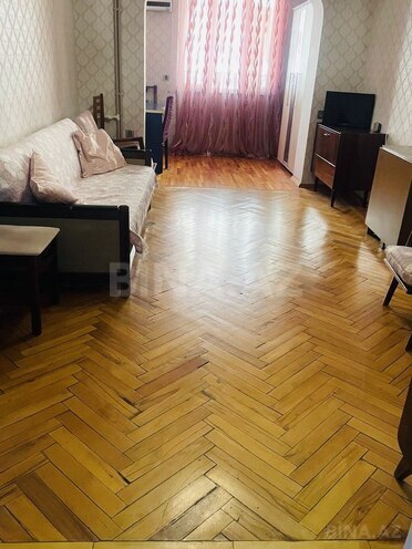 Satılır 2 otaqlı köhnə tikili 60 m², Nəsimi r., photo 3 from 17