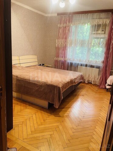 Satılır 2 otaqlı köhnə tikili 60 m², Nəsimi r., photo 9 from 17