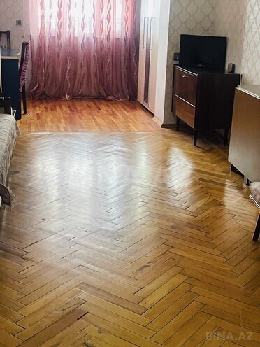 Satılır 2 otaqlı köhnə tikili 60 m², Nəsimi r., photo 4 from 17