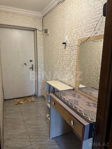 Сдаётся 2-комн. вторичка 32 м², м. Иншаатчылар, photo 1 from 12