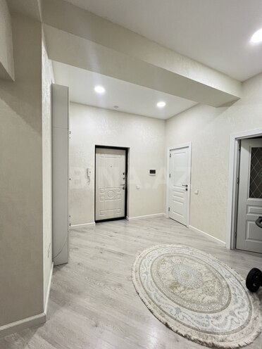 Сдаётся 3-комн. новостройка 120 м², Хатаинский р., photo 20 from 26