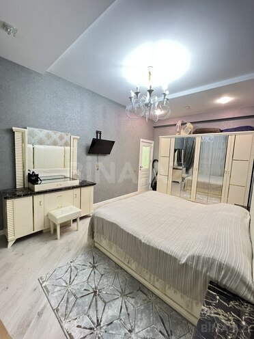Сдаётся 3-комн. новостройка 120 м², Хатаинский р., photo 16 from 26